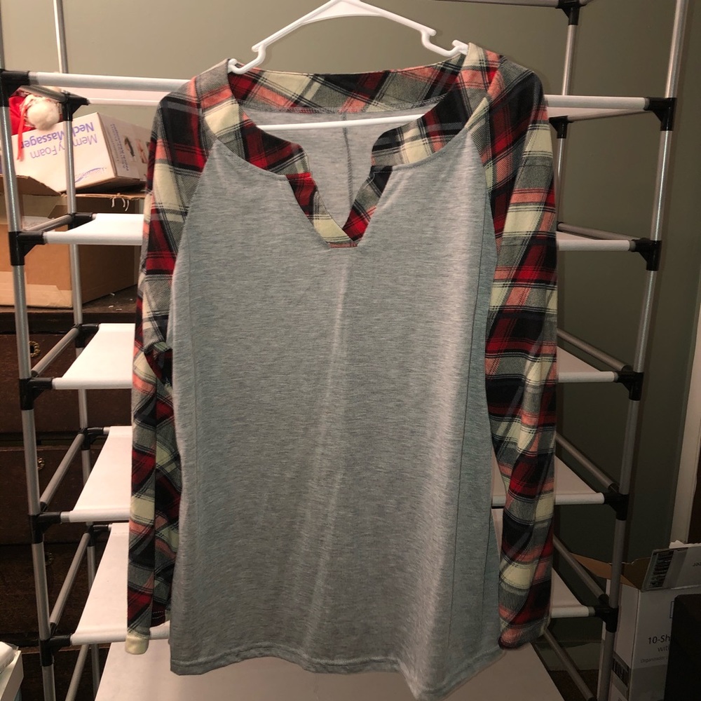NWOT Holiday flannel long sleeve
